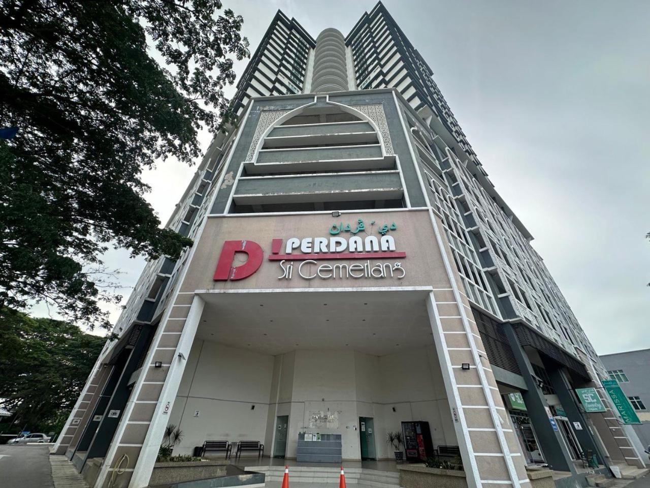 哥打巴鲁迪佩达纳卡哈亚卡拉民宿 外观 照片